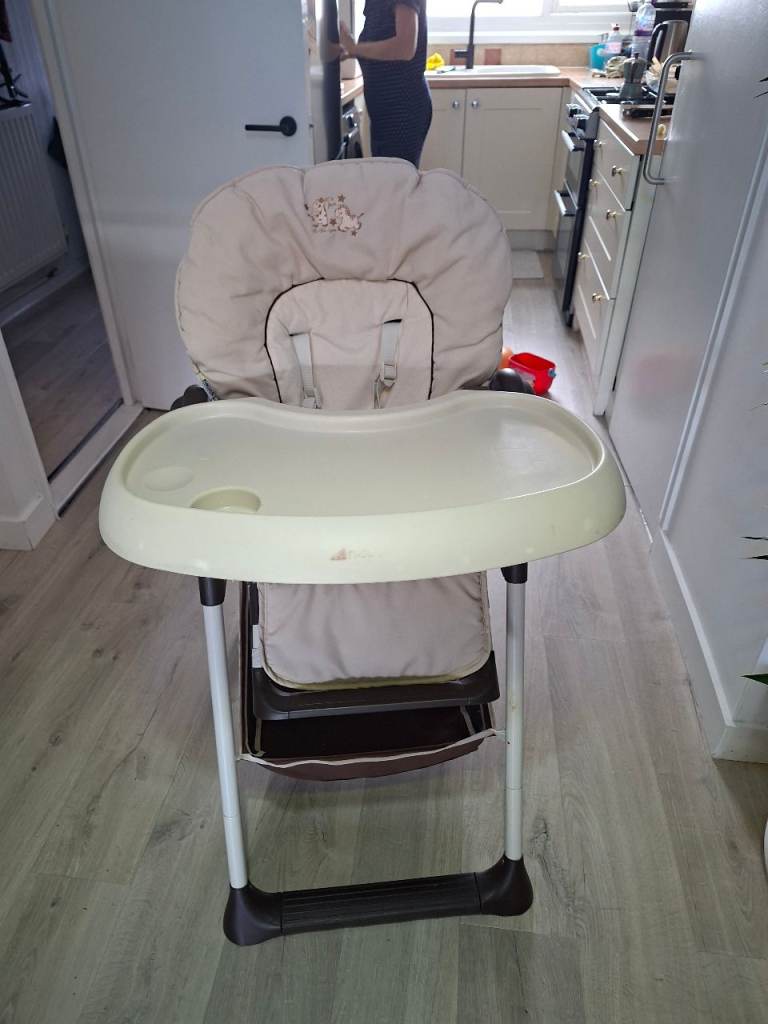 Hauck high chair sit and relax 2 in 1