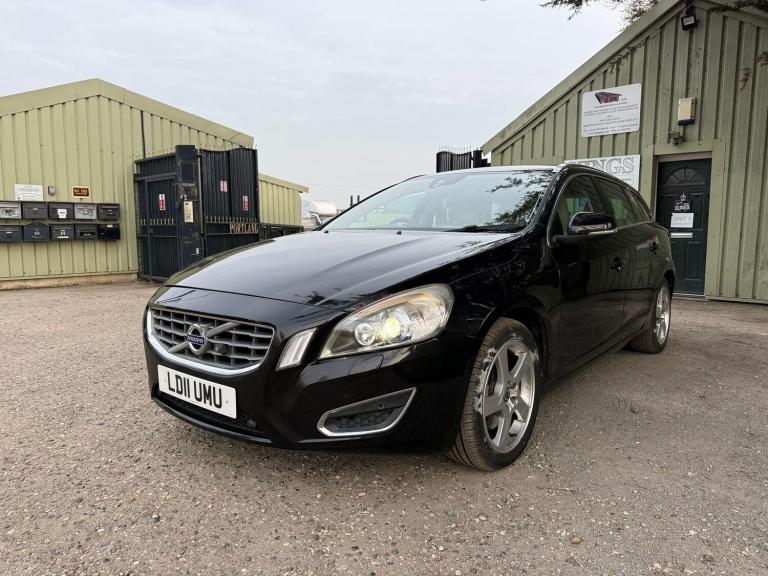2011 Volvo V60 2.4 D5 SE Lux Geartronic Euro 5 5dr ESTATE Diesel Automatic