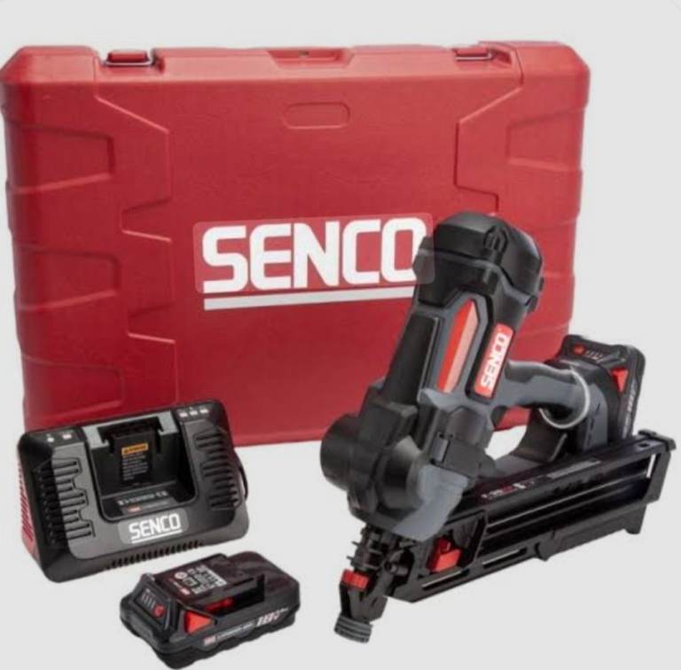 Brand new Senco F-35XP 2.0 18v First Fix Fusion Nailer kit- (Not Paslode)