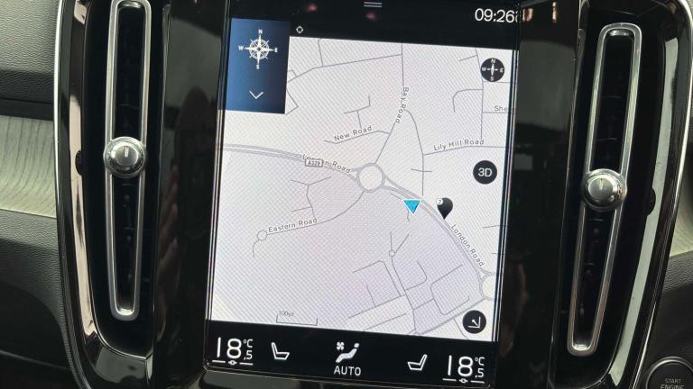  Volvo XC40 2.0 B4P Inscription 5dr AWD Auto Estate Petrol Automatic