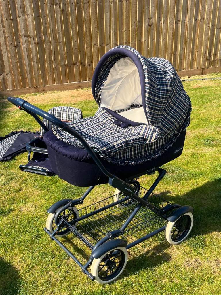 Mama & Papa's Pram and Pushchair.