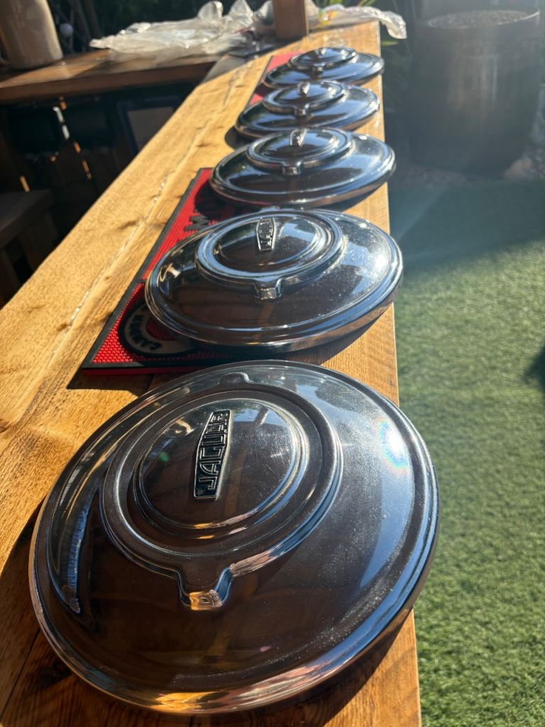 JAGUAR HUB CAPS