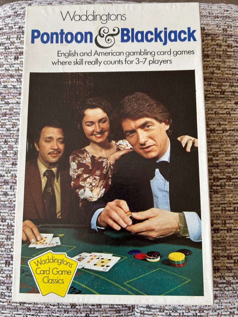 Waddingtons Pontoon & Blackjack classic card game