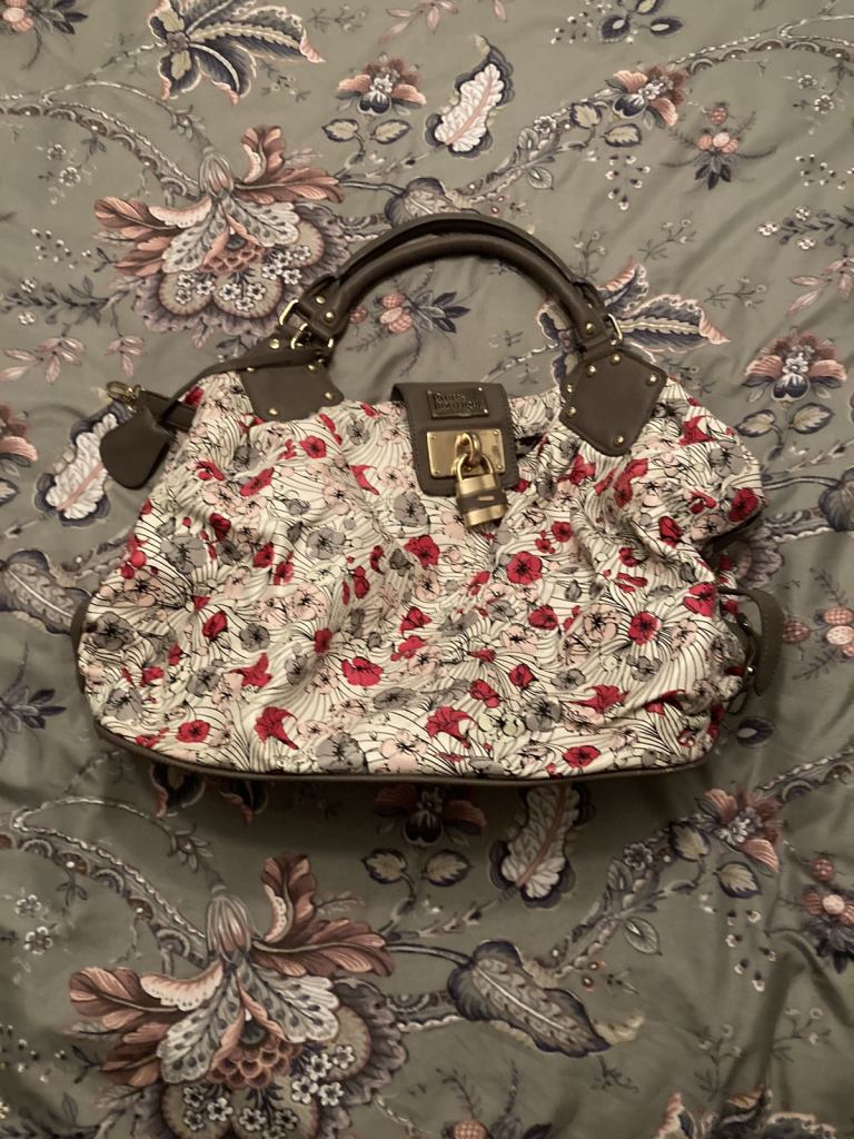 Paul’s Boutique hand bag