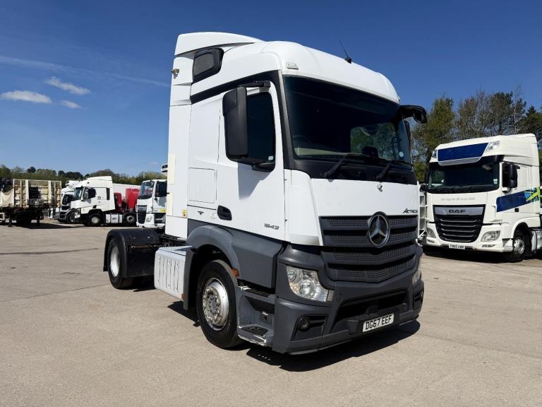 2017 MERCEDES ACTROS 1843 4X2 TRACTOR UNIT