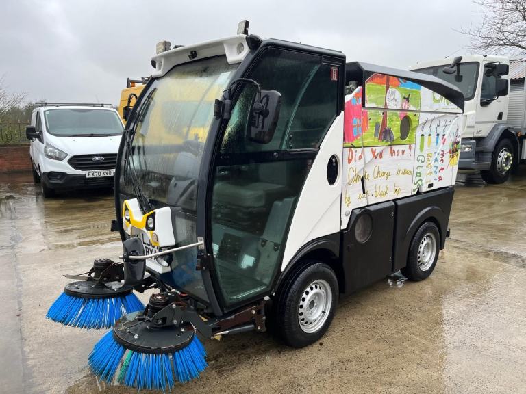2018 JOHNSTON C100 SWEEPER EURO 6 ex council 
