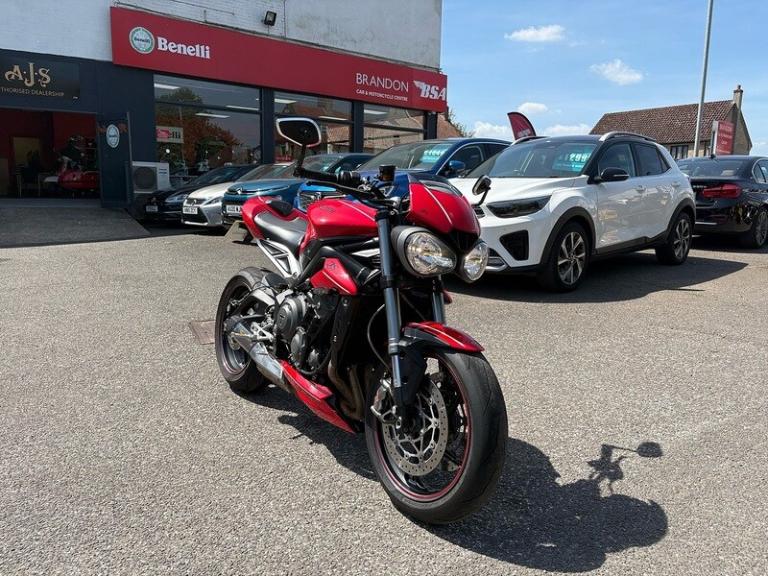 2017 Triumph STREET Street Triple RS (17MY) Naked PETROL Manual