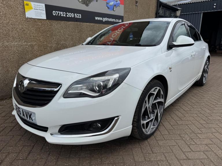 2016 Vauxhall Insignia 1.6 CDTi SRi Vx-line Nav 5dr [Start Stop] HATCHBACK DIESEL Manual