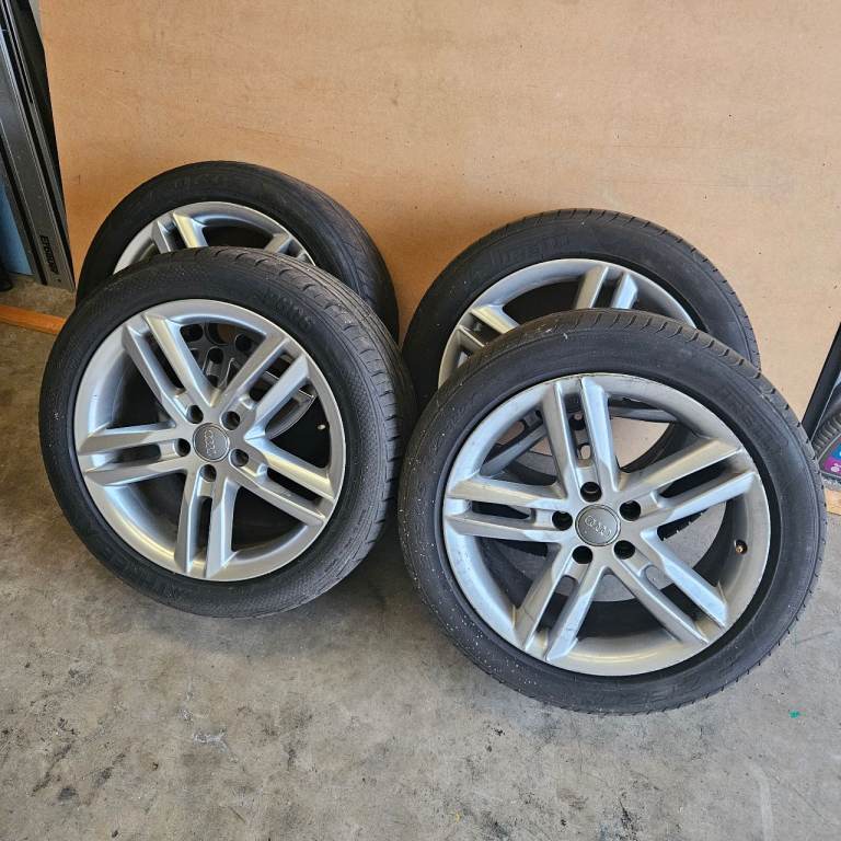 4 Genuine Audi 18" wheels with tyres