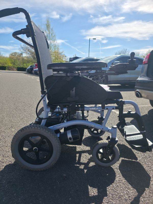 Abilize Pursuit powerchair 