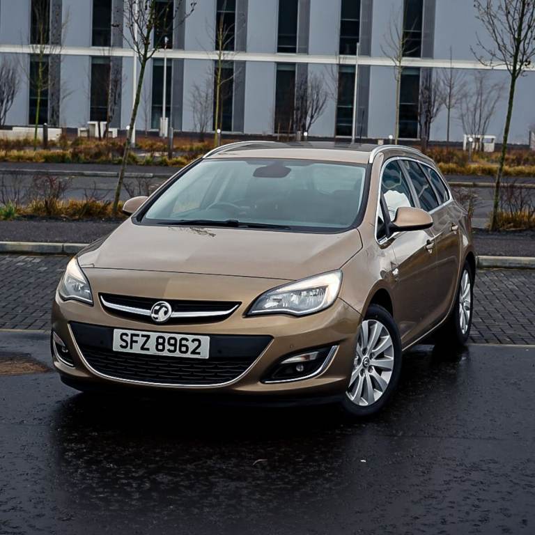 Vauxhall, ASTRA, Estate, 2014, Manual, 1956 (cc), 5 doors