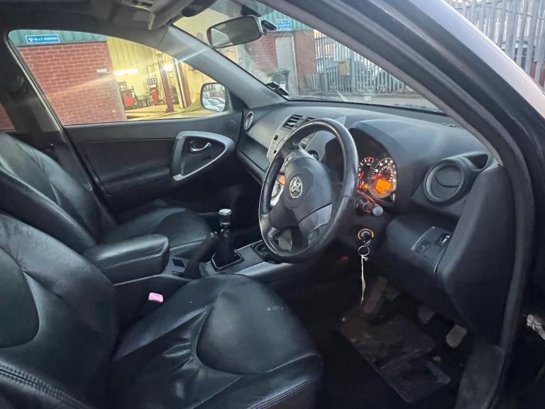 2008 Toyota RAV4 2.2 D-4D XT-R 5dr ESTATE Diesel Manual