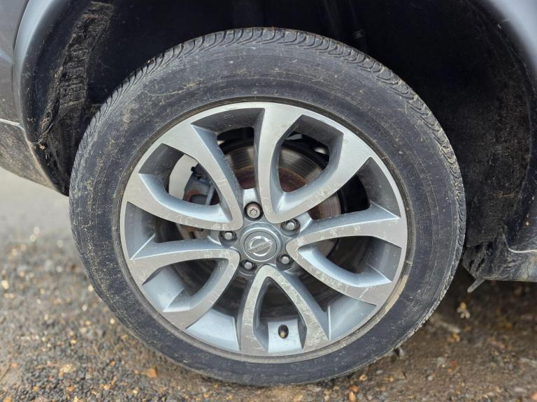 2017 Nissan Juke 1.6 DiG-T Tekna 5dr HATCHBACK PETROL Manual