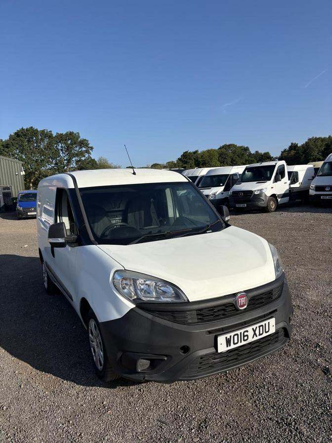 Fiat Doblo Cargo Doblo 16v MultiJet (white) 2016