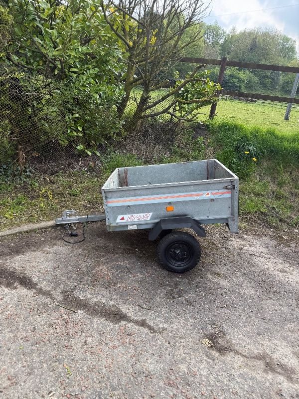 Car trailer 