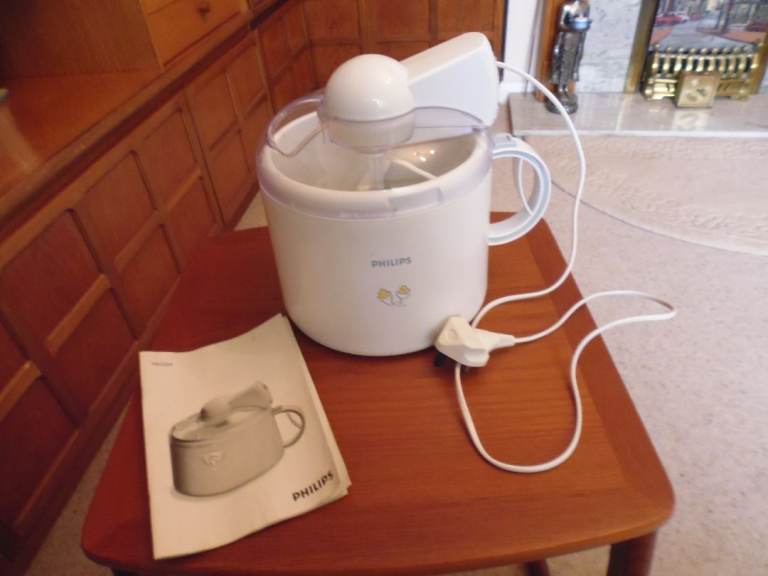 Philips Ice Cream Maker – White, Good Condition