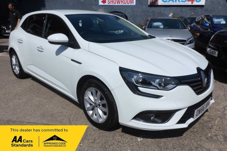 2017 Renault Megane 1.2 TCe Dynamique Nav Hatchback 5dr Petrol Manual Euro 6 (s/s) (130 ps) Hatch...