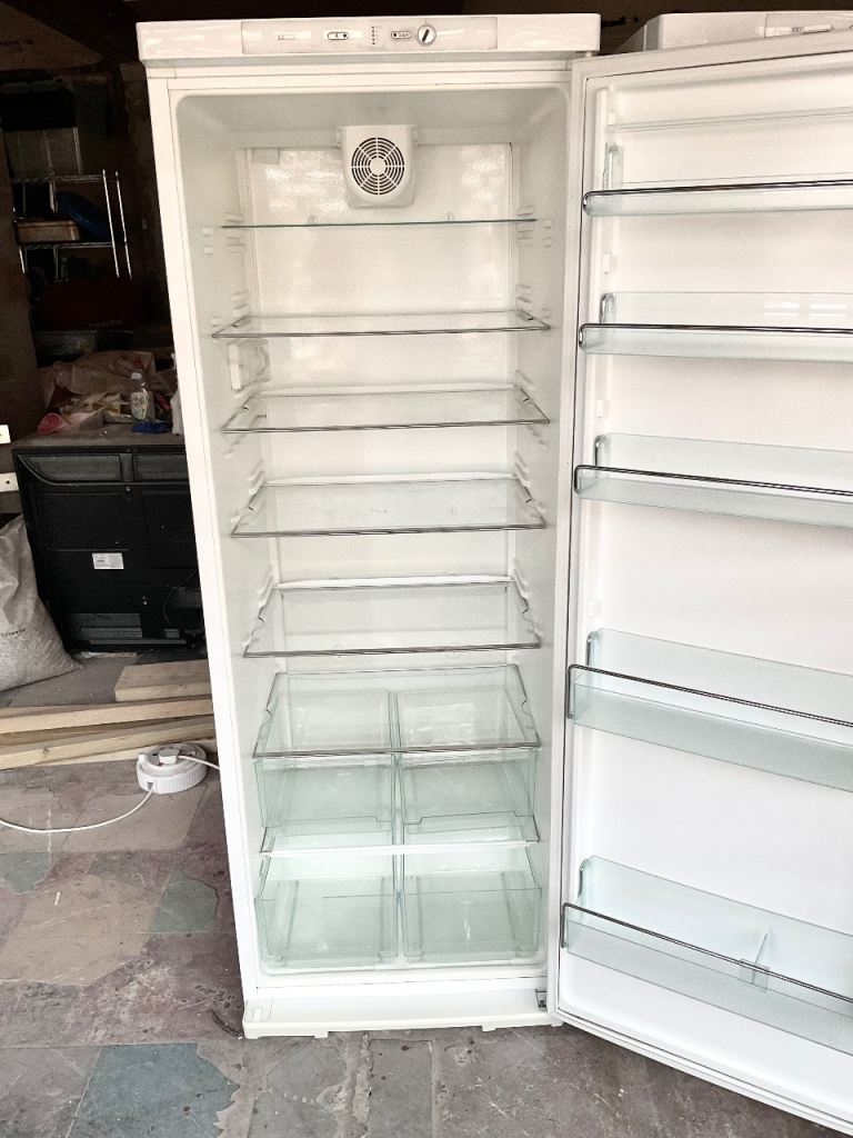 Miele tall ladder fridge 