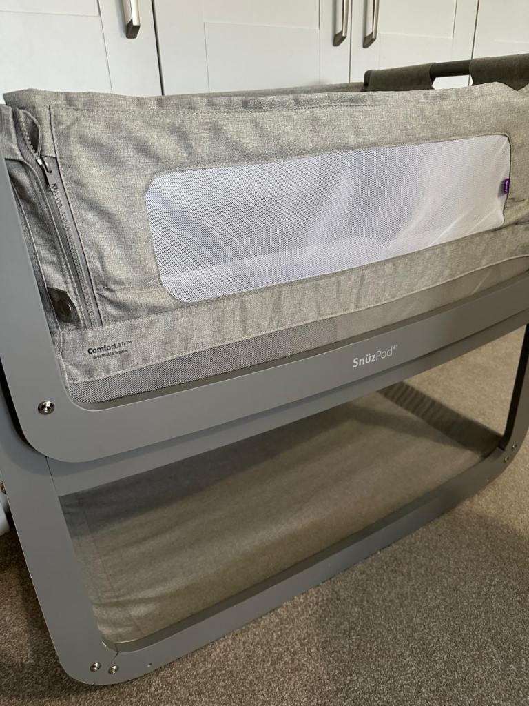 Snuzpod 4 Bedside Sleeping Crib in Grey with Mattress