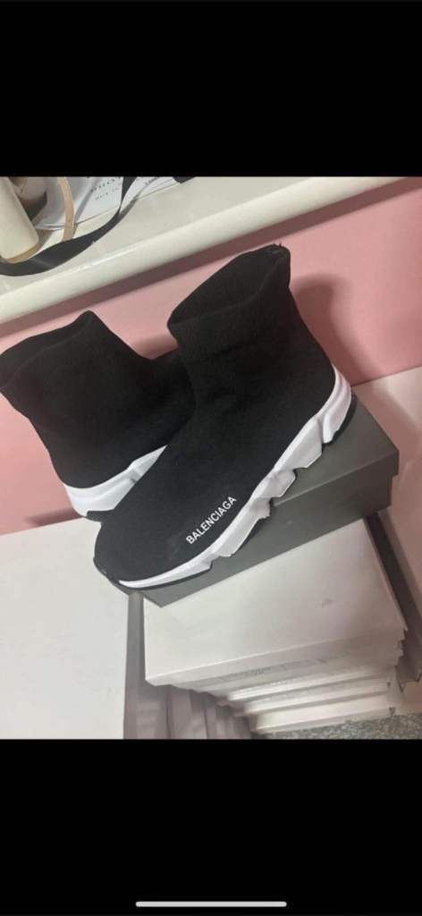 Women’s trainers 