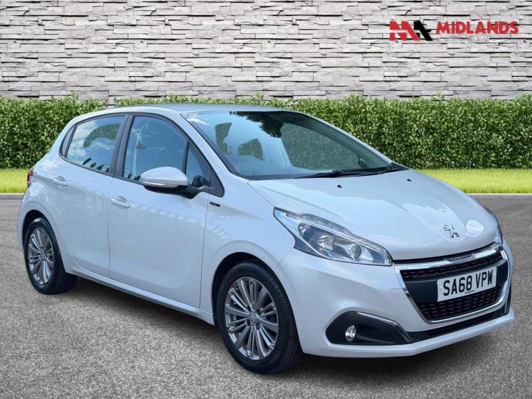 PEUGEOT 208 1.2 PureTech Signature Euro 6 (s/s) 5dr 2018