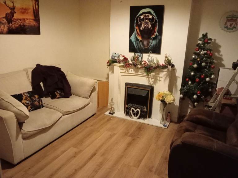 Double room to rent in pontypool 