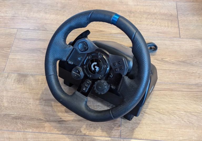Logitech g923
