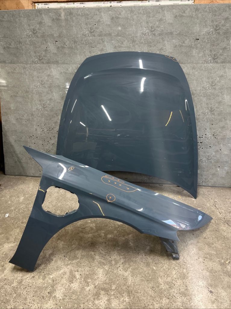 Audi E - TRON GT BONNET AND DRIVERS WING 2020 - 2025 Needs Small Repair