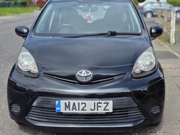 Toyota, AYGO, Hatchback, 2012, Manual, 998 (cc), 5 doors