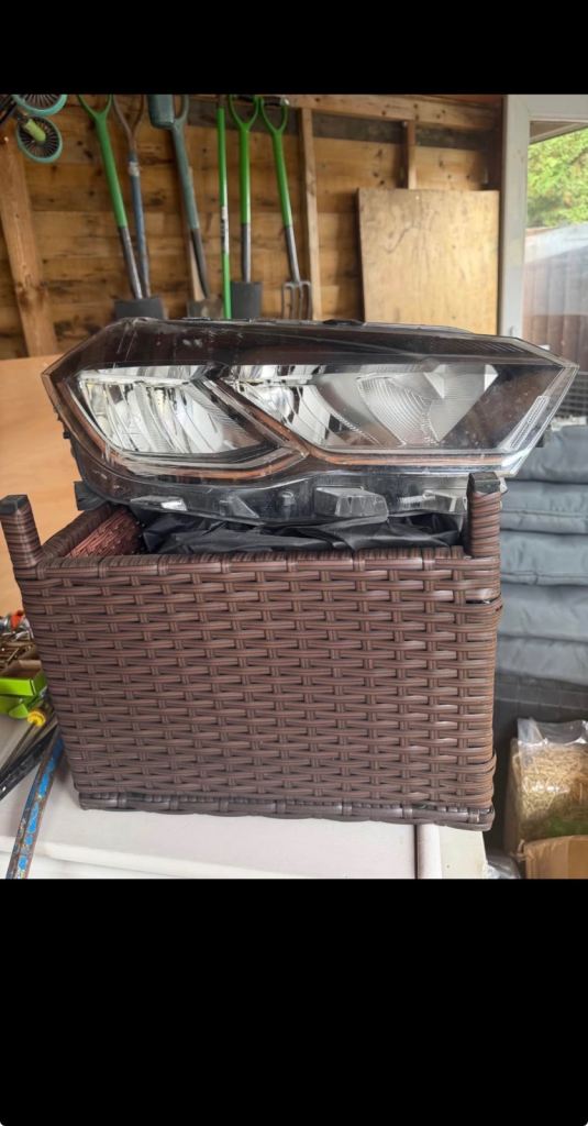 VW polo R-line headlight 