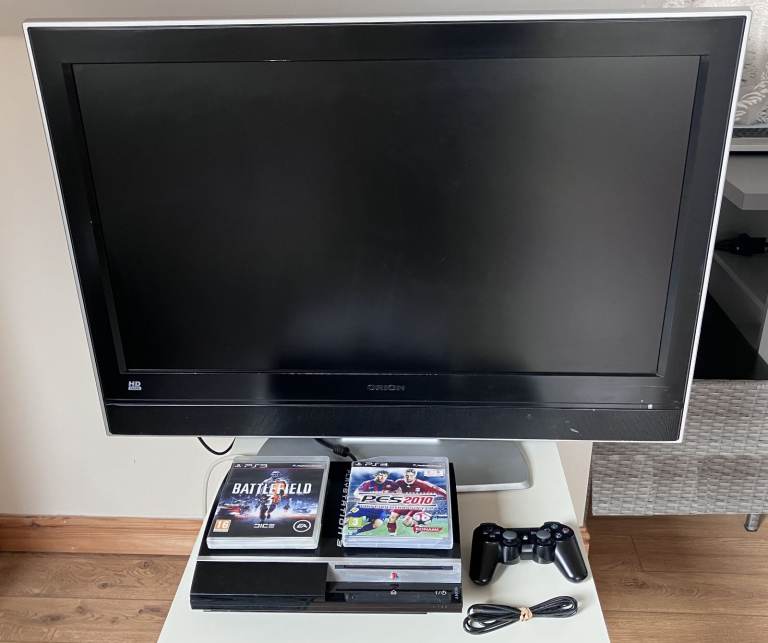 37 inch LCD TV + PlayStation 3 PS3 bundle (TV+console+controller+games+cables)