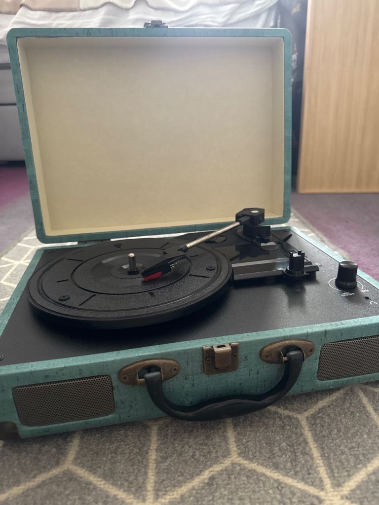 Record player 