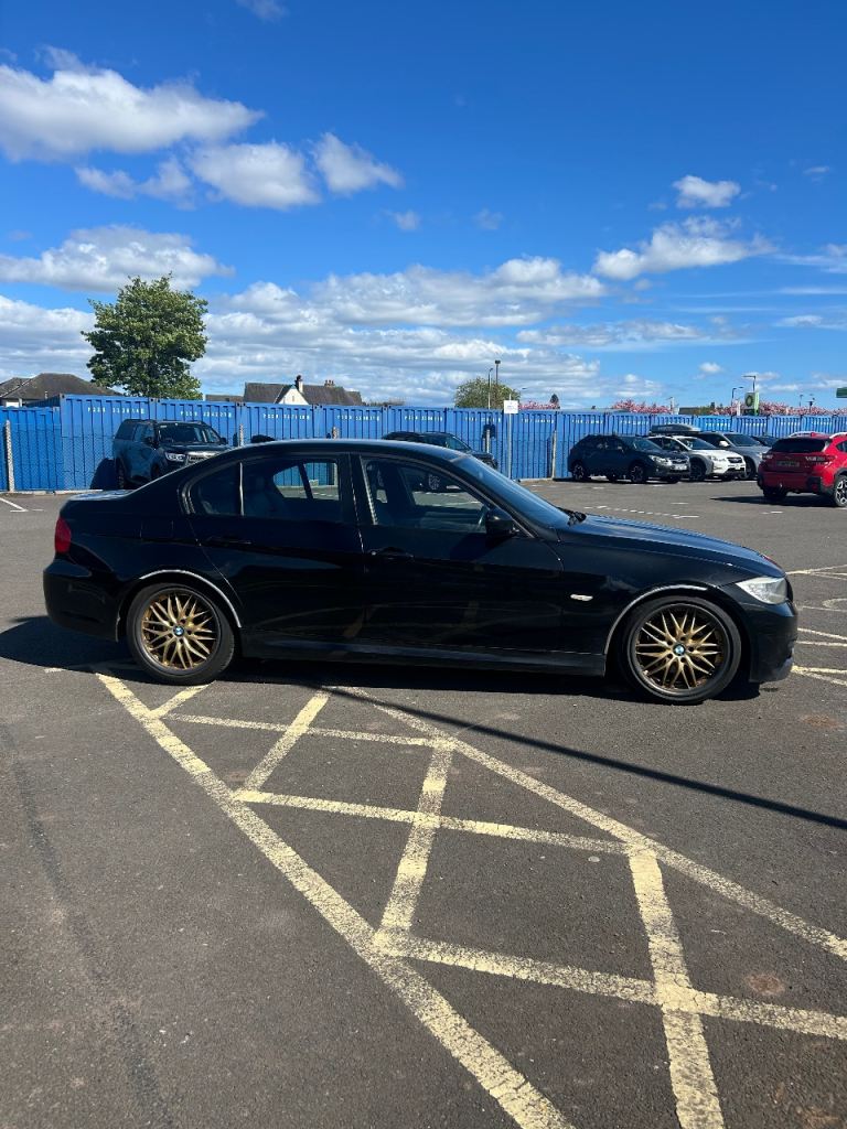 BMW, 3 SERIES, Saloon, 2010, Manual, 1995 (cc), 4 doors