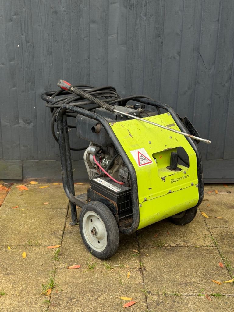 Pramac PW3000 Pressure Washer