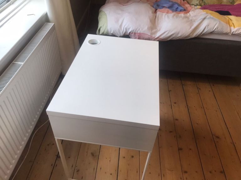 IKEA MICKE desk 