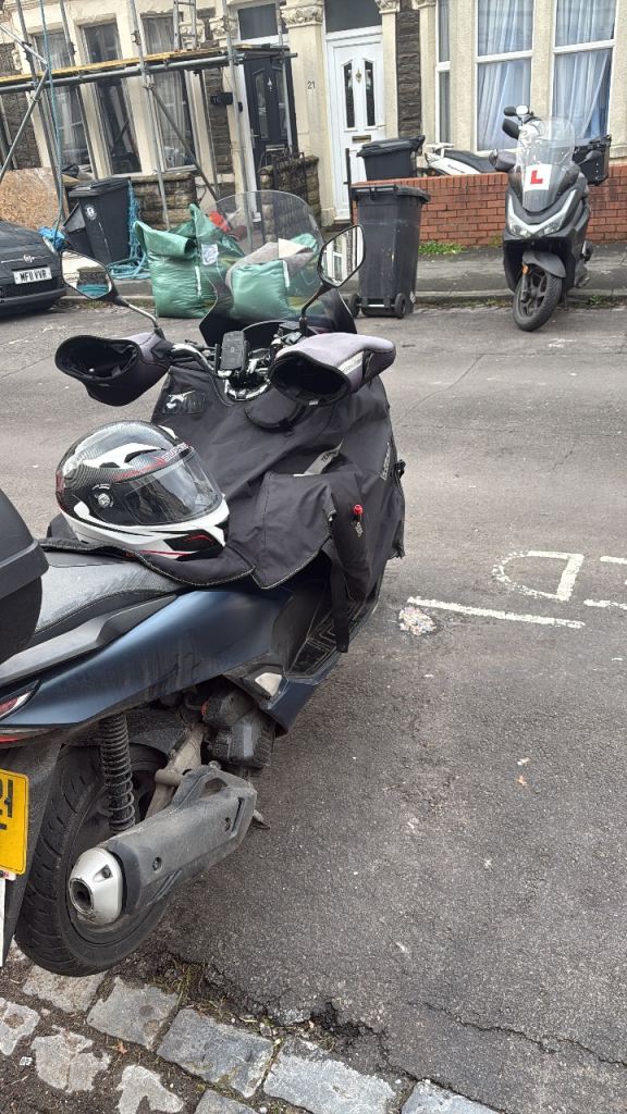 Honda, PCX, 2021, 125 (cc)