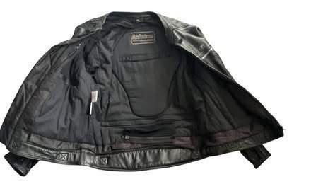 Worn once like new womens motorbike leathers  cost £500 like brand new top size 16 bottoms size 14