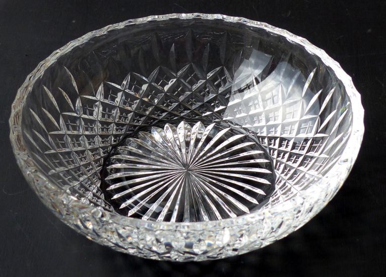 STUART CRYSTAL CUT GLASS BOWL - UNUSED
