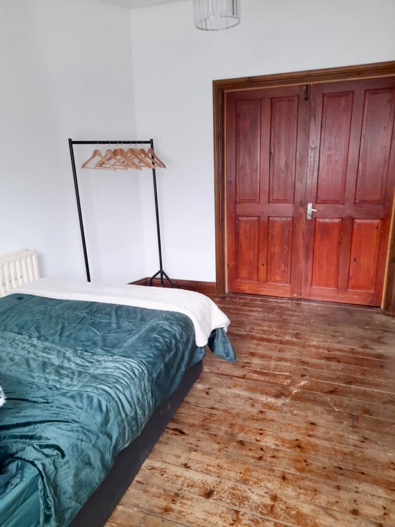 *** Double Room Address: Croyland Road, Edmonton N9 
