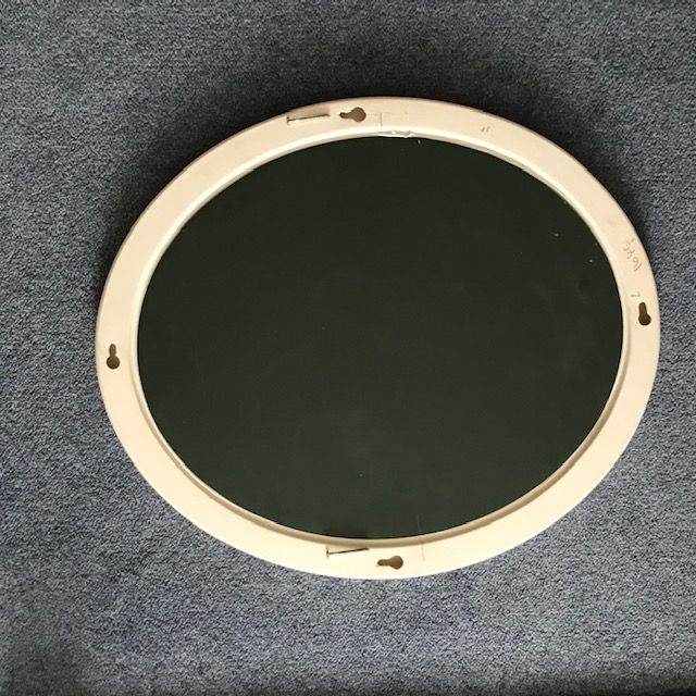 CARADON OVAL CERAMIC BATHROOM MIRROR AND TWO ROBE HOOKS IN SOFT CREAM 