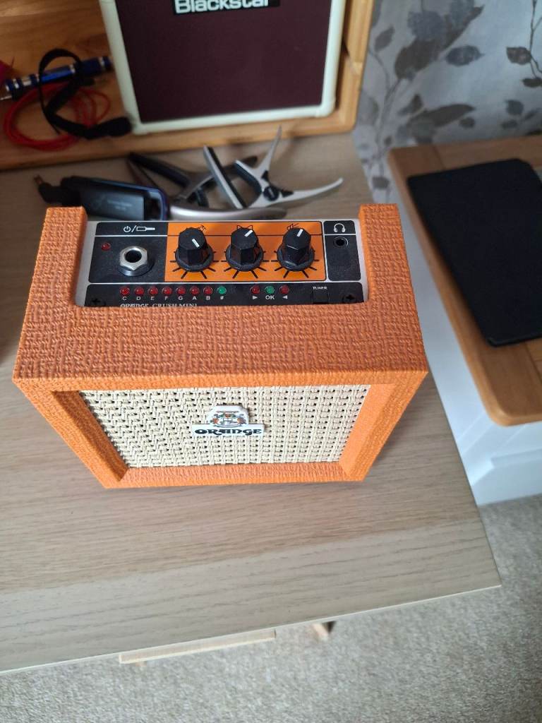 Orange crush mini guitar amp  - Great Condition