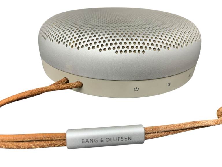Bang & Olufsen Beosound A1 (2nd Gen) – Portable Waterproof Bluetooth Speaker