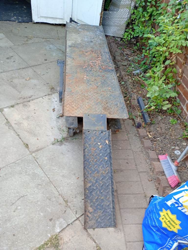 Motorcycle lift table the jack will need new sales
