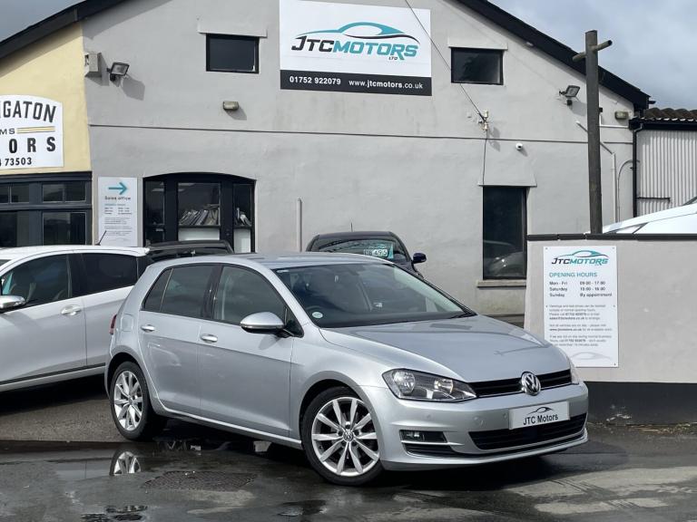 VOLKSWAGEN GOLF 1.4 TSI 150 GT 5dr Auto, petrol, silver + great value Auto 2014
