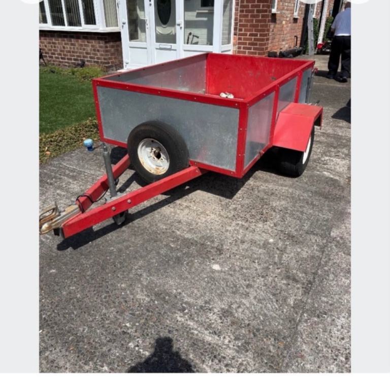 Small trailer services