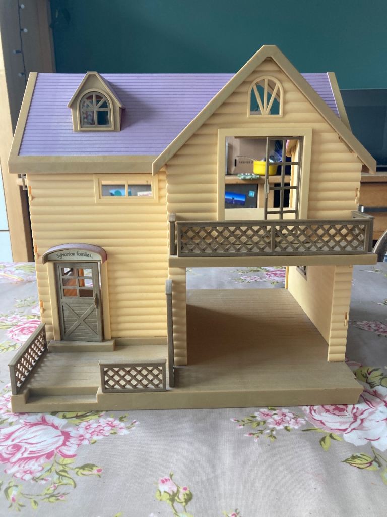 Sylvanian families house *damaged 