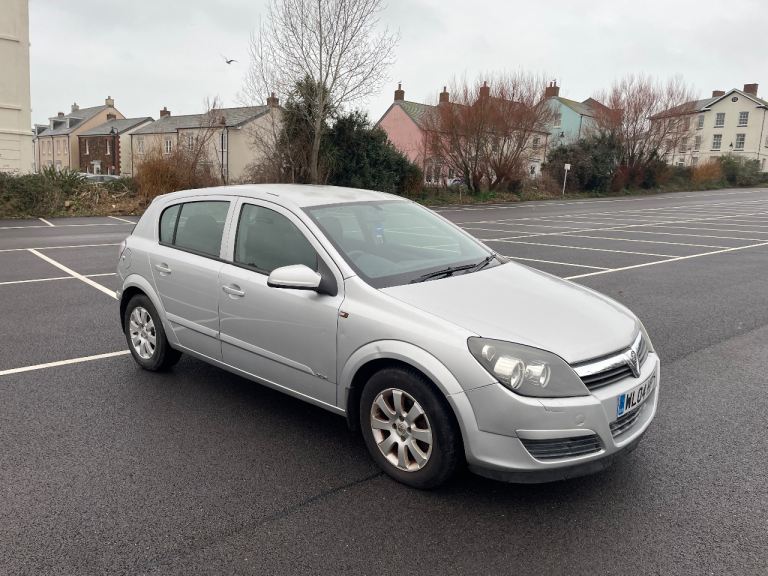 Vauxhall, ASTRA, Hatchback, 2004, Manual, 1598 (cc), 5 doors