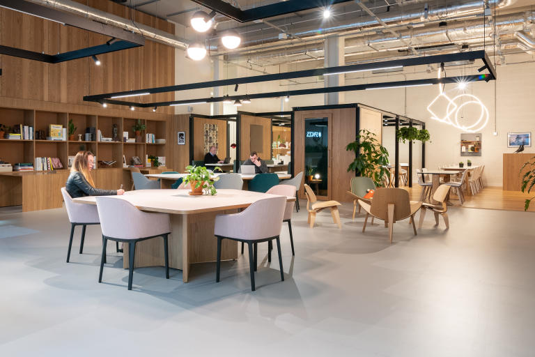 Glasgow - G21RW \ Coworking Membership with Multi-Location Access