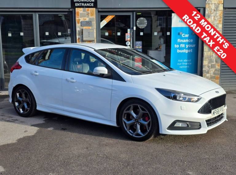2016 Ford Focus 2.0 TDCi ST-3 Hatchback 5dr Diesel Manual Euro 6 (s/s) (185 ps) Hatchback Diesel ...