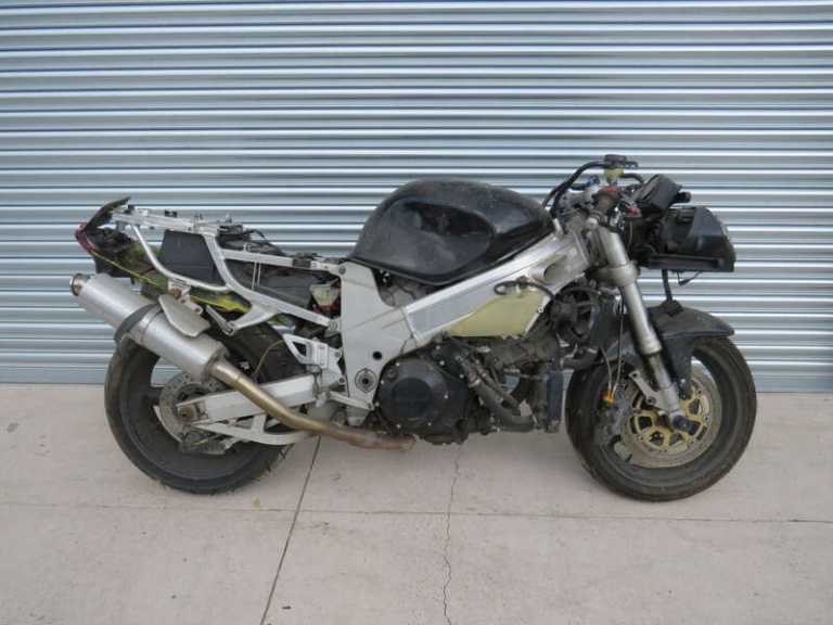 Suzuki TL1000R Manual